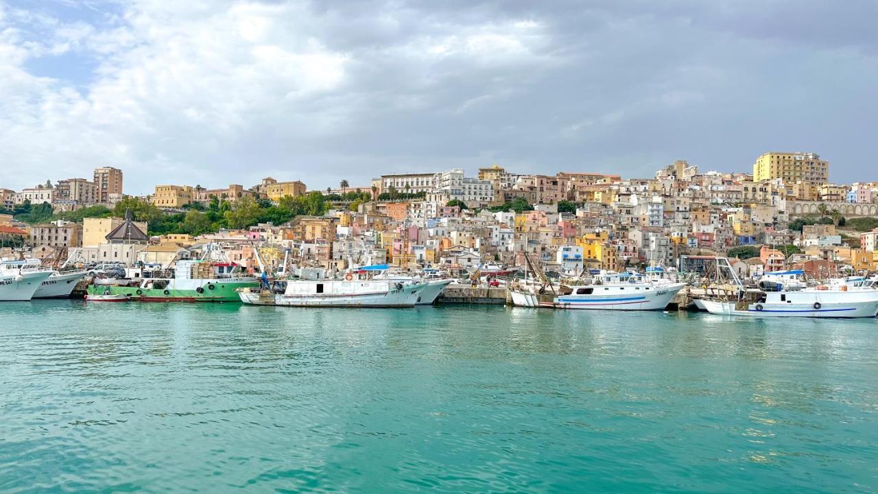 La Casa Del Pescatore شاكا المظهر الخارجي الصورة